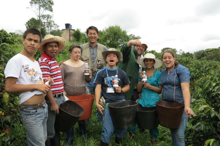 コロンビア フェダール農園支援